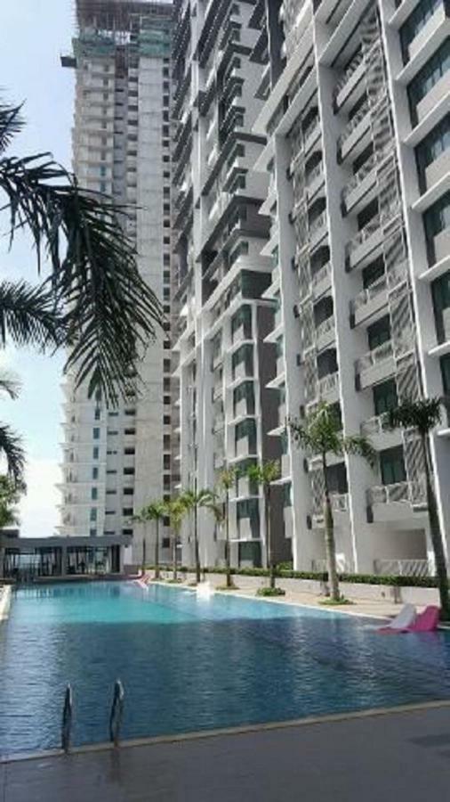 Bangi Almyra Suite Экстерьер фото