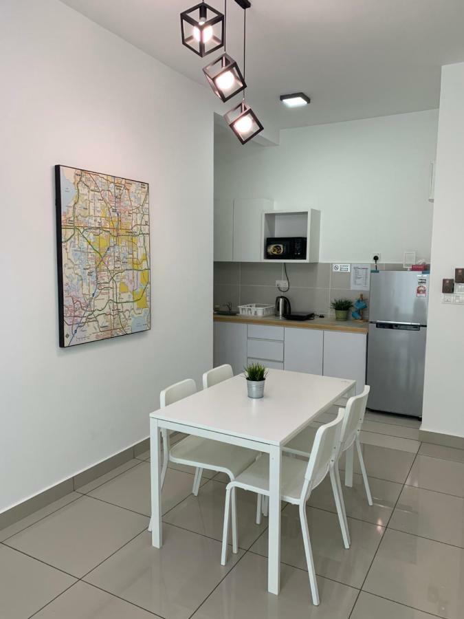 Bangi Almyra Suite Экстерьер фото